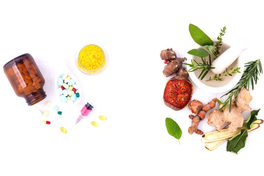 Sekundäre_Pflanzenstoffe_adaptogen_Therapie_Medizin_Gewürze_hell_123rf_40798723_s